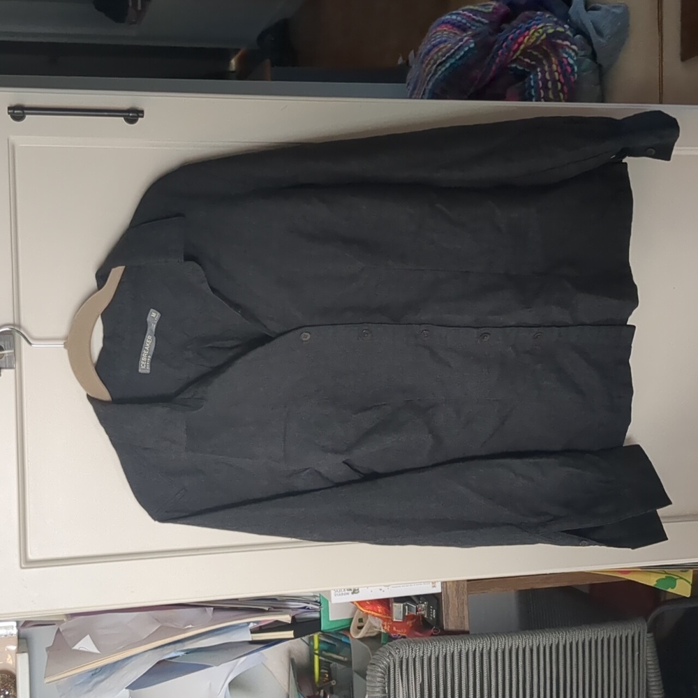Icebreaker charcoal grey merino medium button down